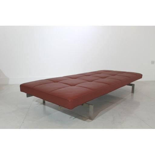 Daybed C.jpg