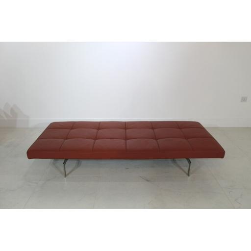 Daybed B.jpg