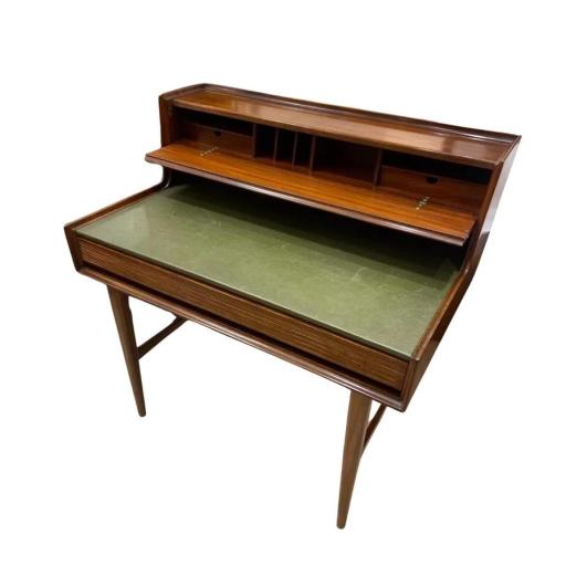 Vintage Mid-Century Desk In Rosewood by Richard Hornby for Fyne Ladye, 1960s