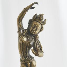 25-03-05-AntiqueModernMix19019.jpg