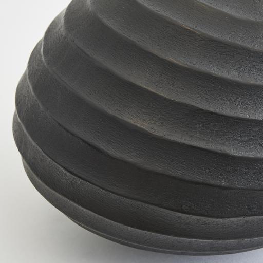 25-03-05-AntiqueModernMix19014.jpg