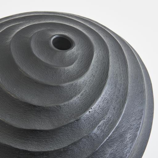 25-03-05-AntiqueModernMix19015.jpg